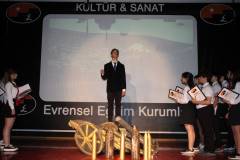 Evrensel Kolej